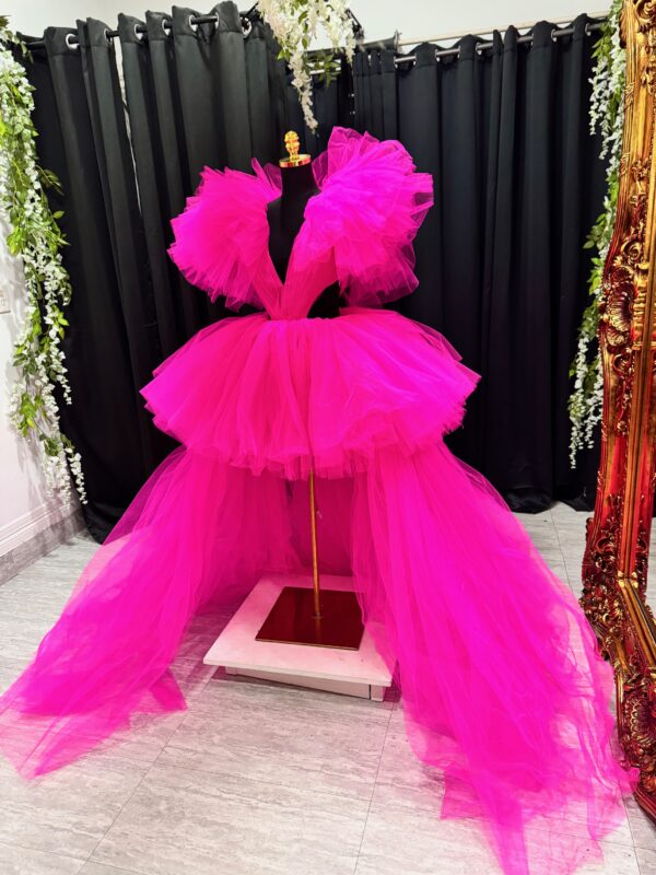 FLUFFY PINK